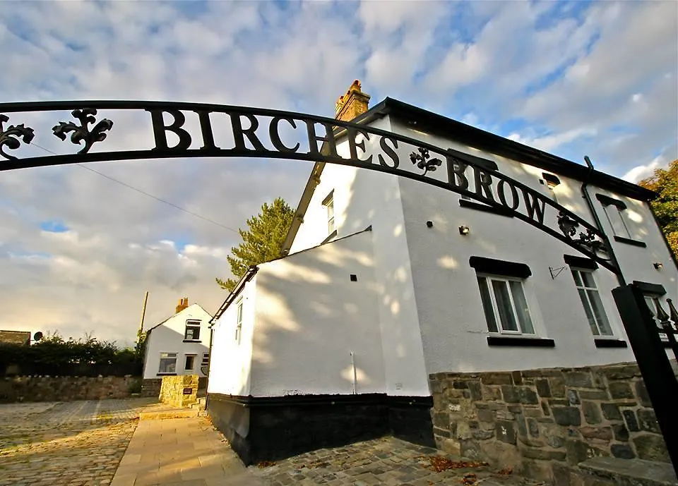 Birches Brow Boutique Guestrooms-1
