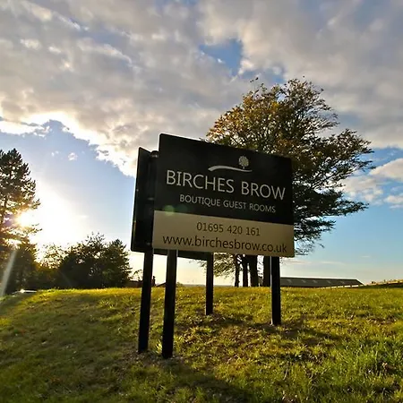 Birches Brow Boutique Guestrooms-3